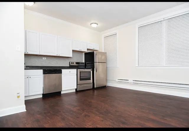 $1,445 | 3345 North Marshfield Avenue, Unit 108, Chicago, IL 60657