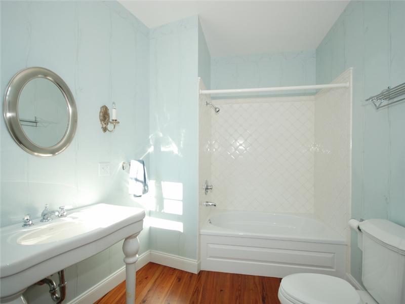 147 Luces Spring Road Round Pond, ME 04564 - Photo 16 of 29 Bathroom.