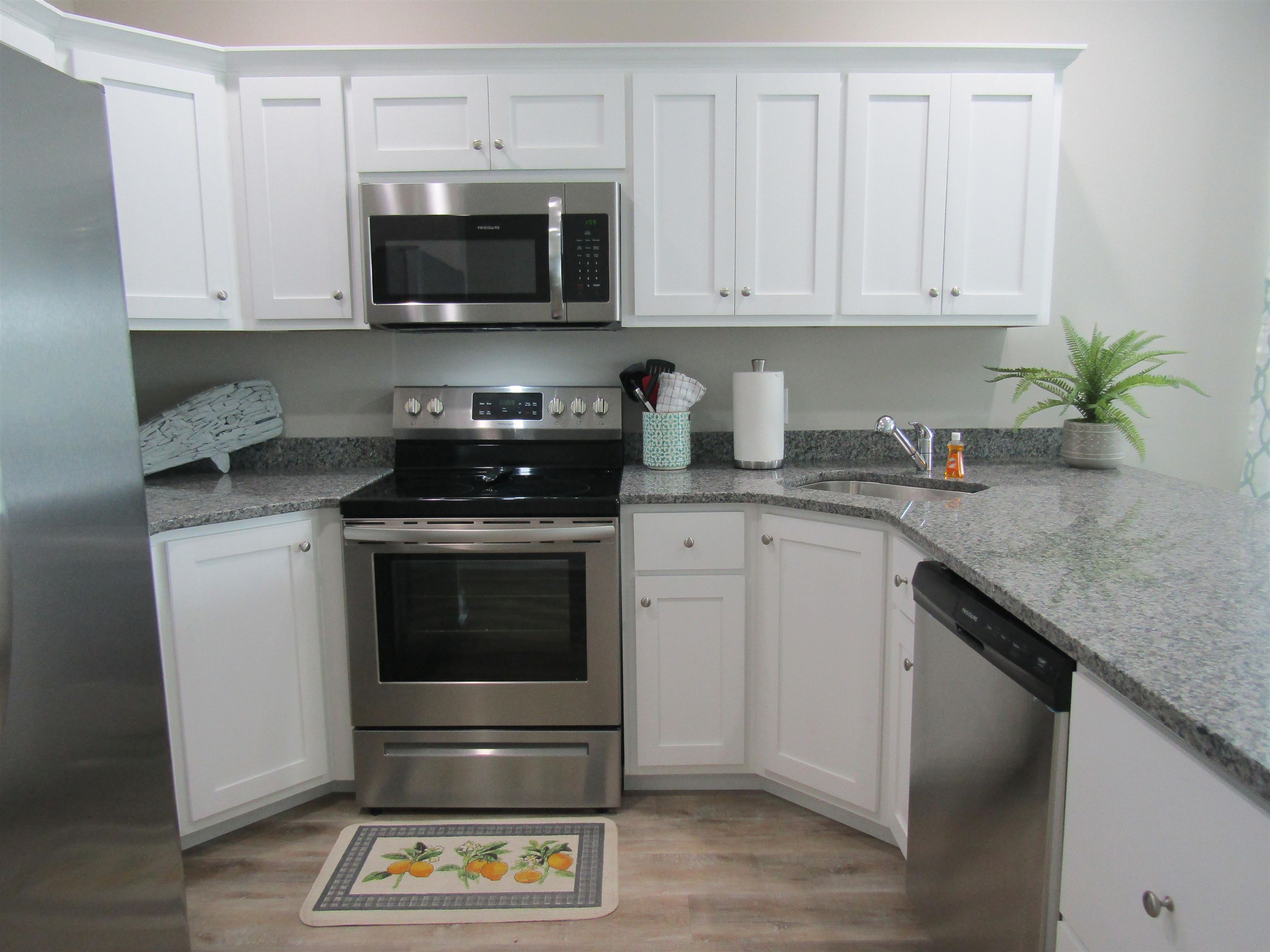 270 19th Avenue South, Unit B Myrtle Beach, SC 29577 - Photo 7 of 21
