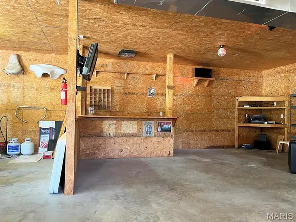 $334,000 | 12048 Hidden Meadow Lane, Dexter, MO 63841