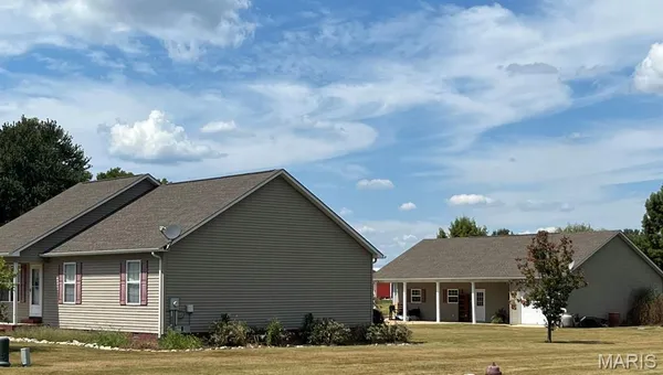 $334,000 | 12048 Hidden Meadow Lane, Dexter, MO 63841