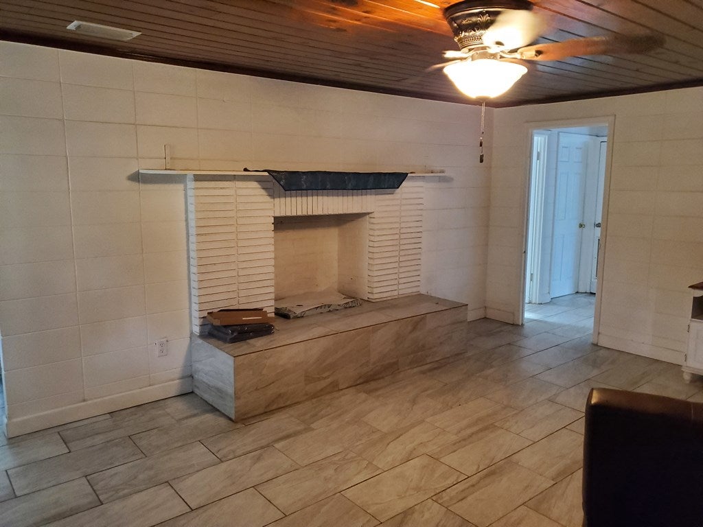 2506 Morrison Road Valdosta, GA 31606 - Photo 7 of 12 Gallery Image 7