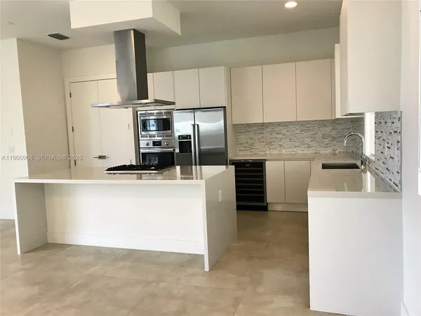 $8,000 | 10055 Northwest 75th Street, Doral, FL 33178