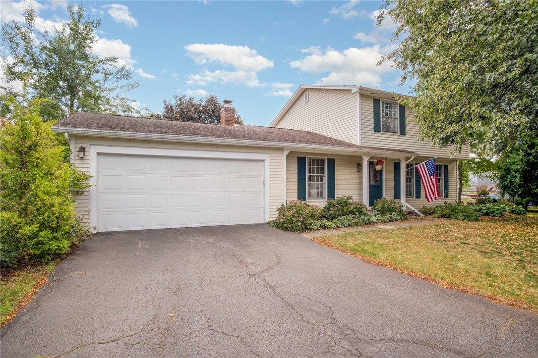 5 Old Drake Run Perinton, NY 14450 - Photo 3 of 39 2 CAR GARAGE AND DOUBLE WIDE DRIVE WAY