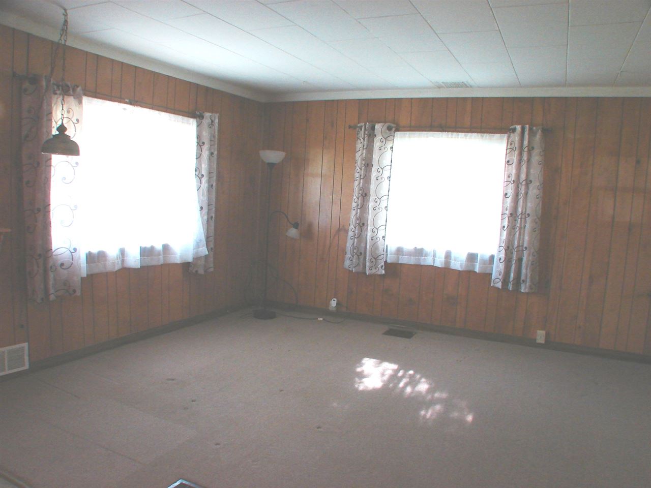 3023 South Crapo Road Ithaca, MI 48847 - Photo 10 of 29 1863181-9.JPG