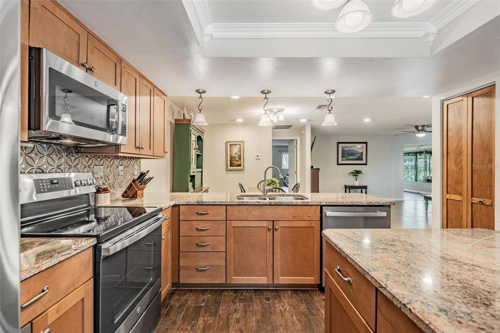 3500 Niblick Court New Port Richey, FL 34655 - Photo 4 of 39