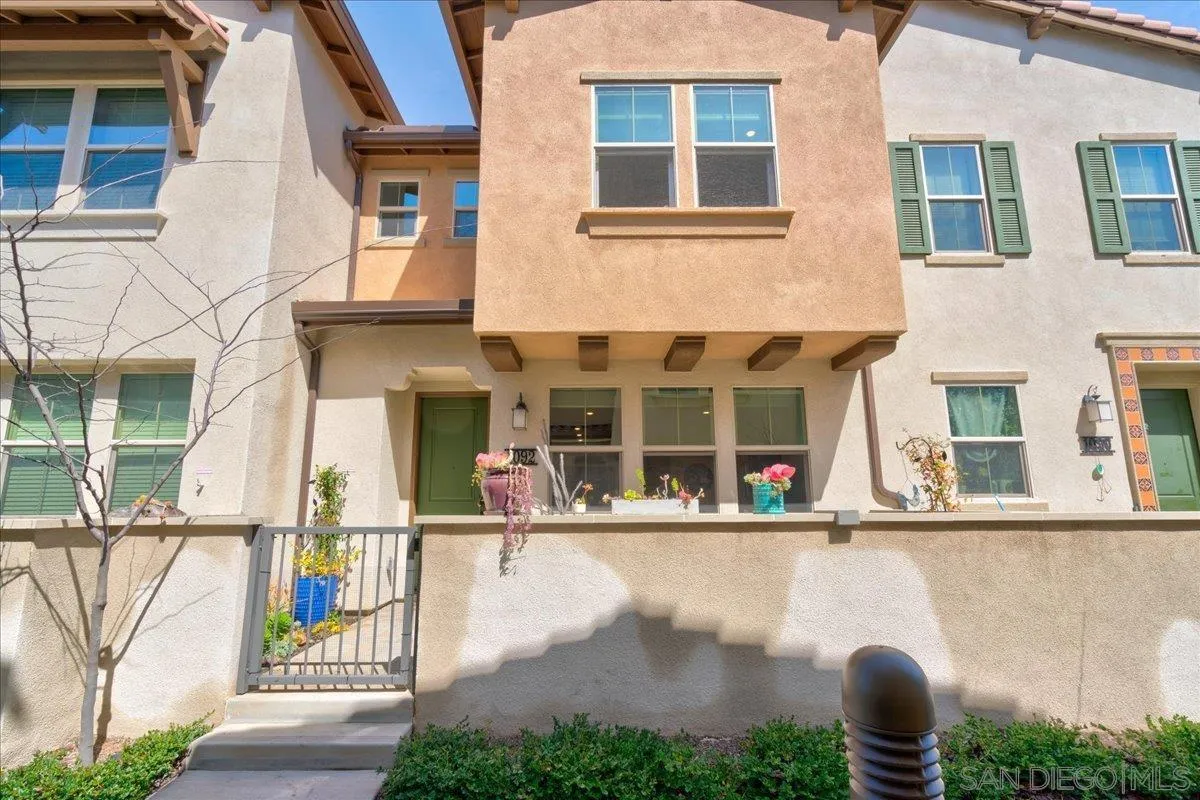 1092 Delpy View Point Vista, CA 92084 - Photo 1 of 48 Gallery Image 1