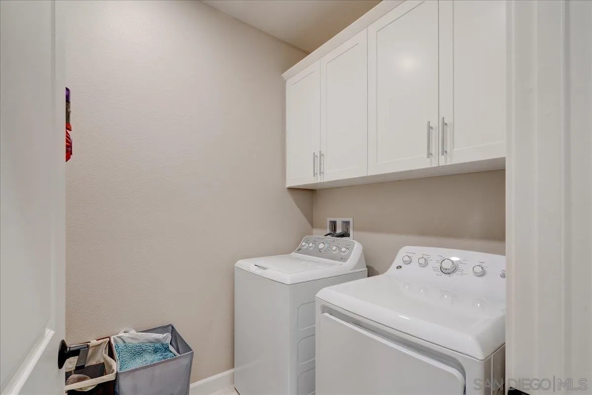 1092 Delpy View Point Vista, CA 92084 - Photo 20 of 48 Gallery Image 20