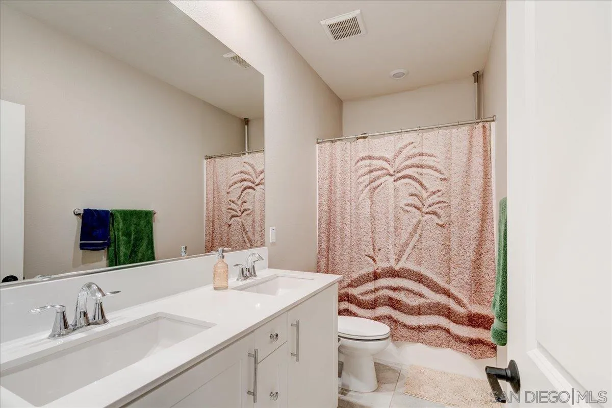 1092 Delpy View Point Vista, CA 92084 - Photo 21 of 48 Gallery Image 21