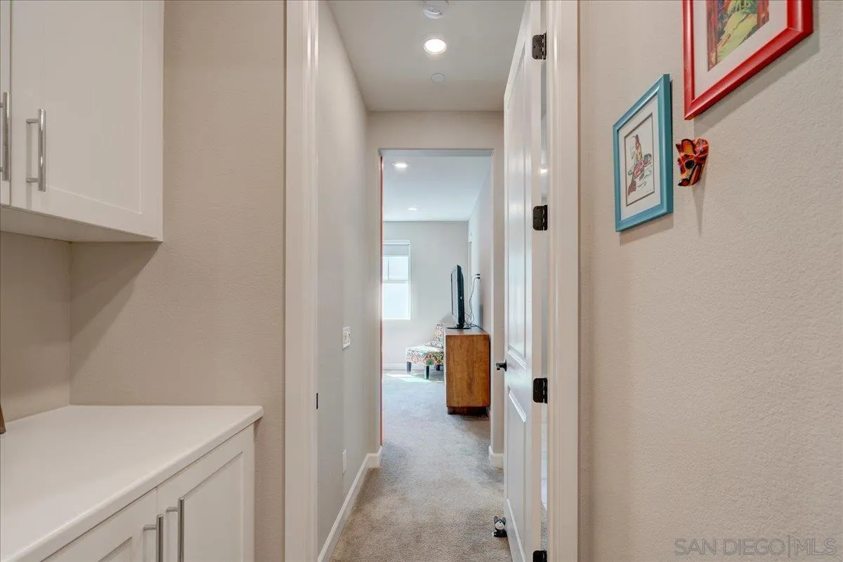 1092 Delpy View Point Vista, CA 92084 - Photo 26 of 48 Gallery Image 26