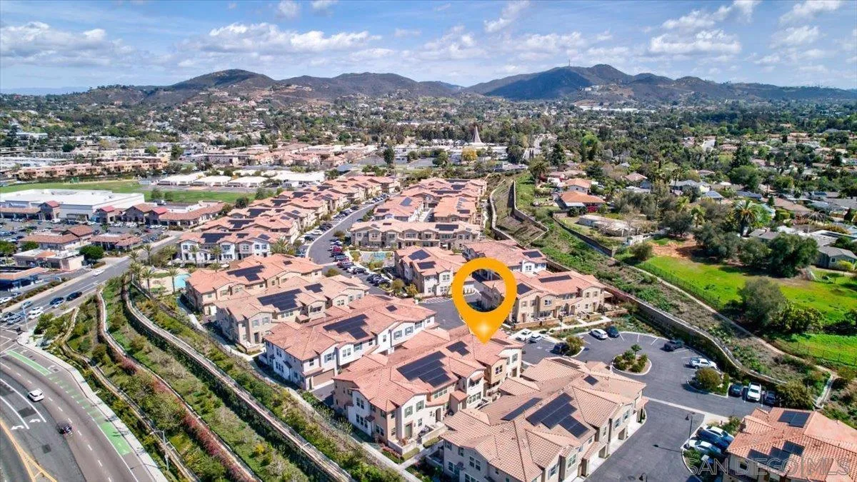 1092 Delpy View Point Vista, CA 92084 - Photo 40 of 48 Gallery Image 40