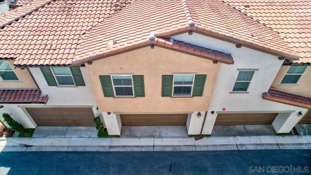 1092 Delpy View Point Vista, CA 92084 - Photo 45 of 48 Gallery Image 45