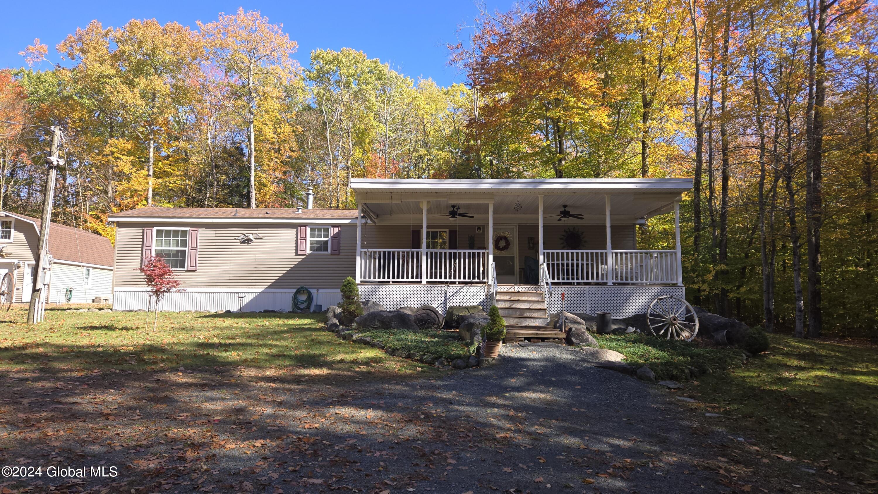 432 Toad Point Road Petersburgh, NY 12138 - Photo 1 of 27 primary