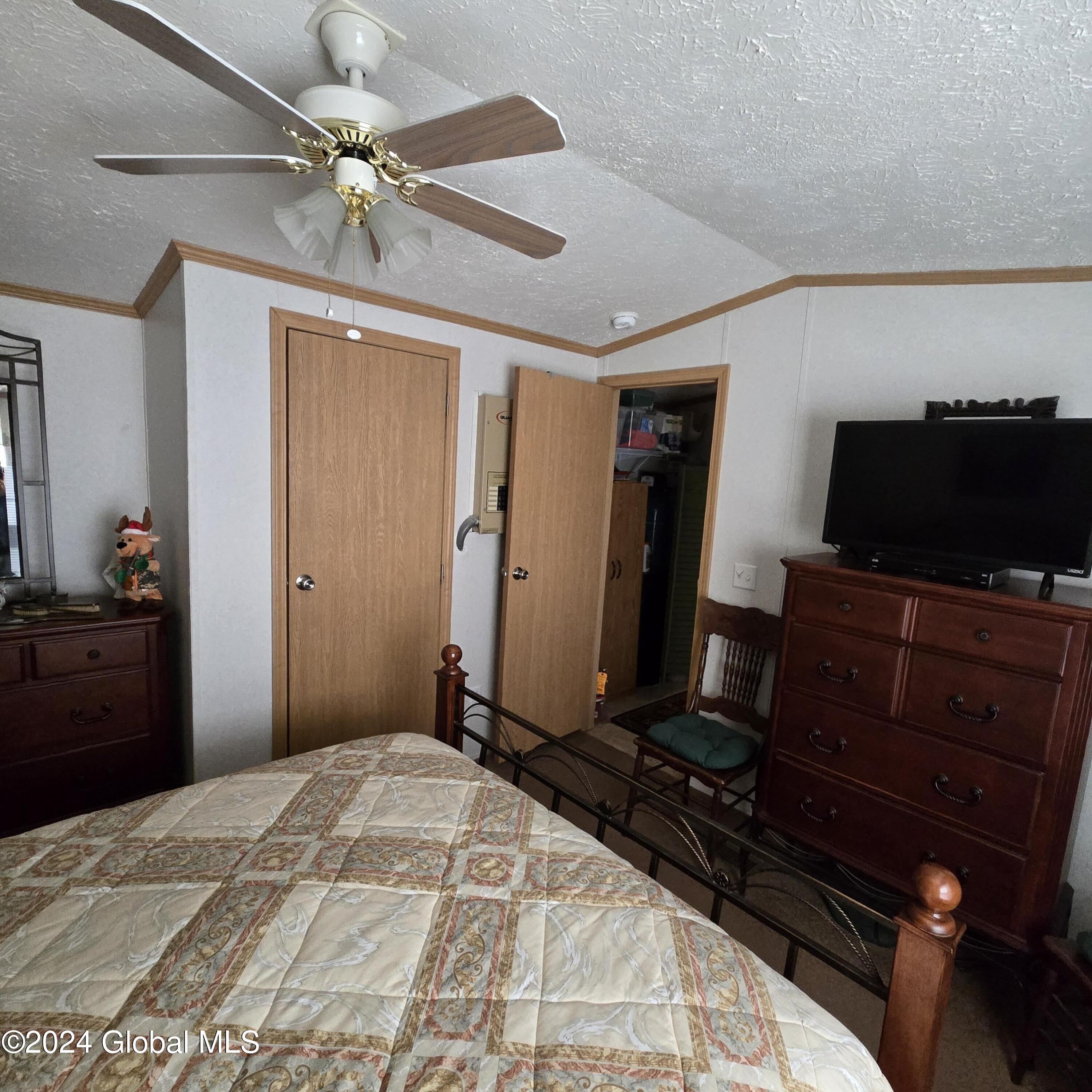 432 Toad Point Road Petersburgh, NY 12138 - Photo 11 of 27 20241017_132846