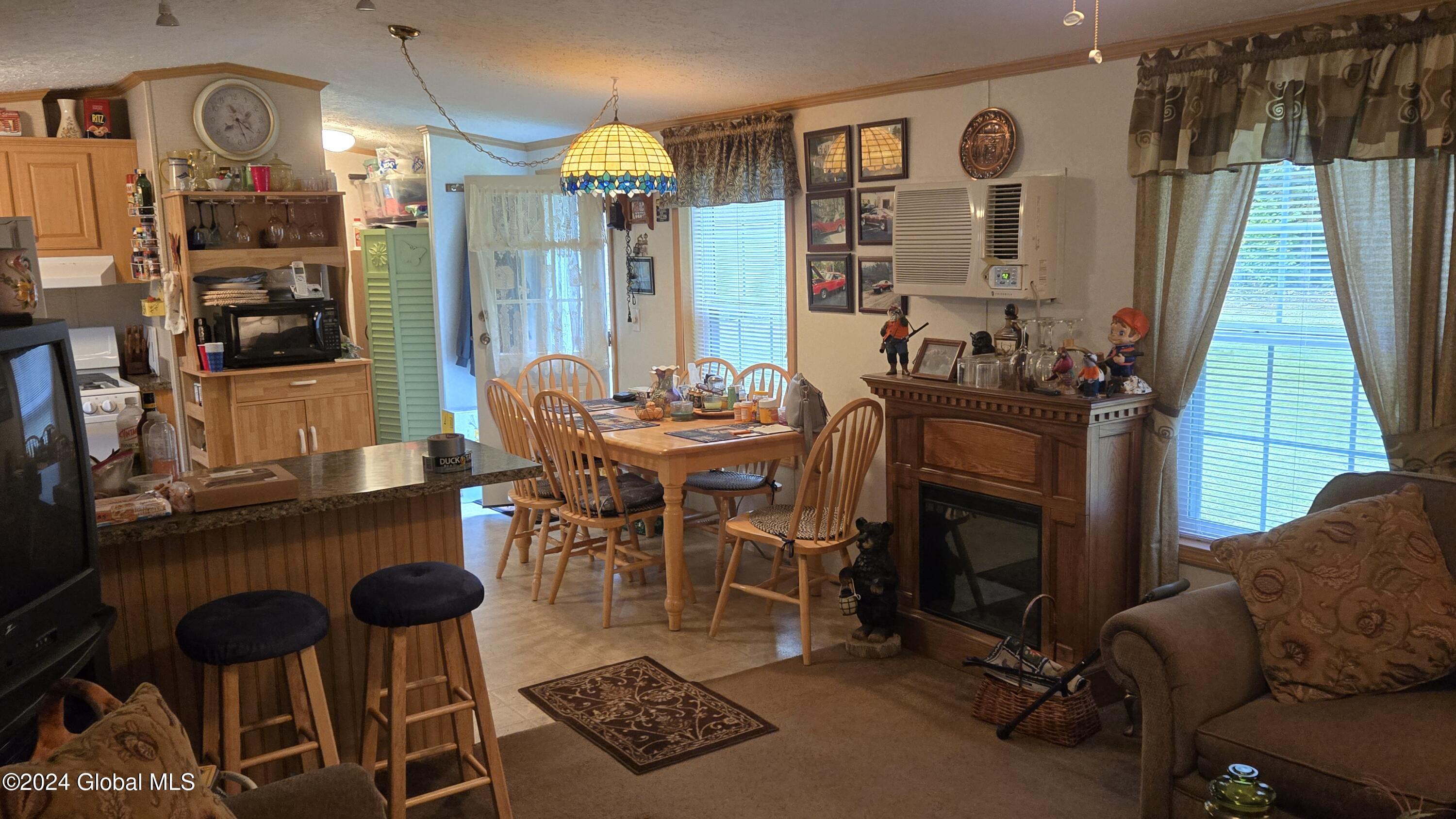 432 Toad Point Road Petersburgh, NY 12138 - Photo 5 of 27 20240930_162836