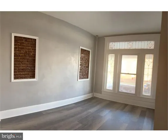 a view of entryway and hall