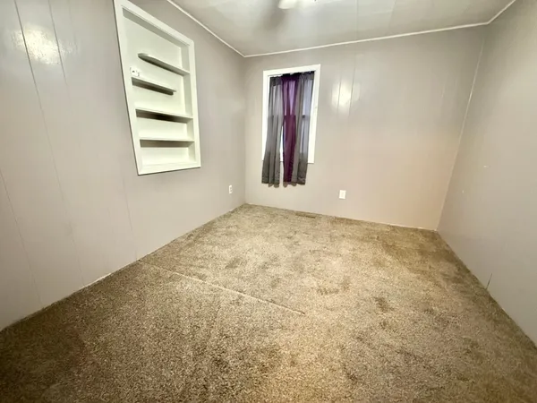 $144,900 | 422 Arnold Avenue South, Thief River Falls, MN 56701