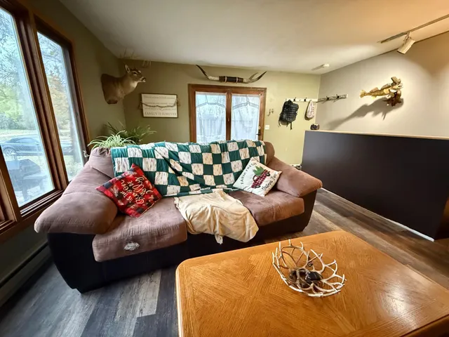 $144,900 | 422 Arnold Avenue South, Thief River Falls, MN 56701