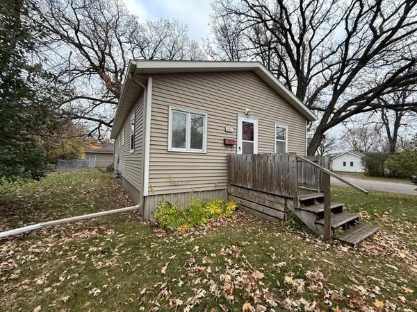 $144,900 | 422 Arnold Avenue South, Thief River Falls, MN 56701