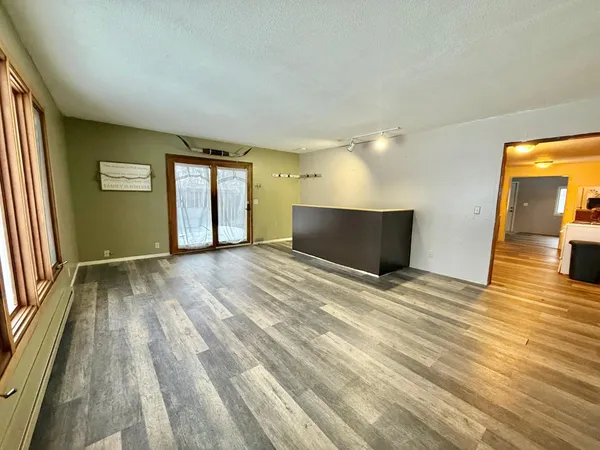 $144,900 | 422 Arnold Avenue South, Thief River Falls, MN 56701