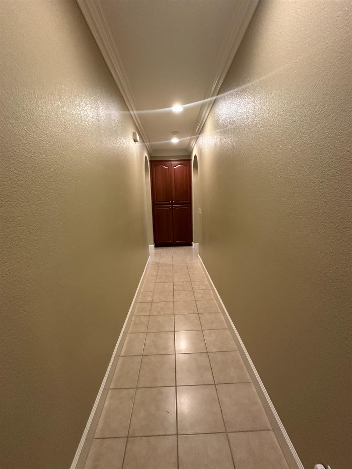 1105 North Perry Avenue Clovis, CA 93611 - Photo 12 of 26