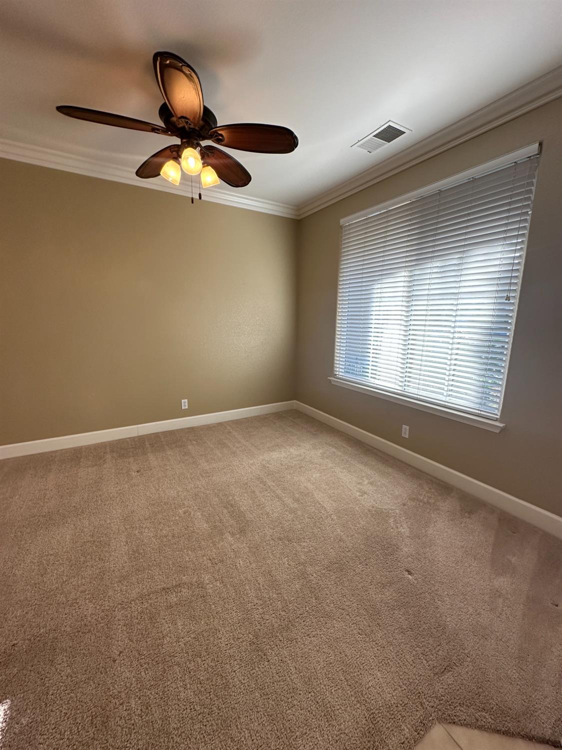 1105 North Perry Avenue Clovis, CA 93611 - Photo 6 of 26