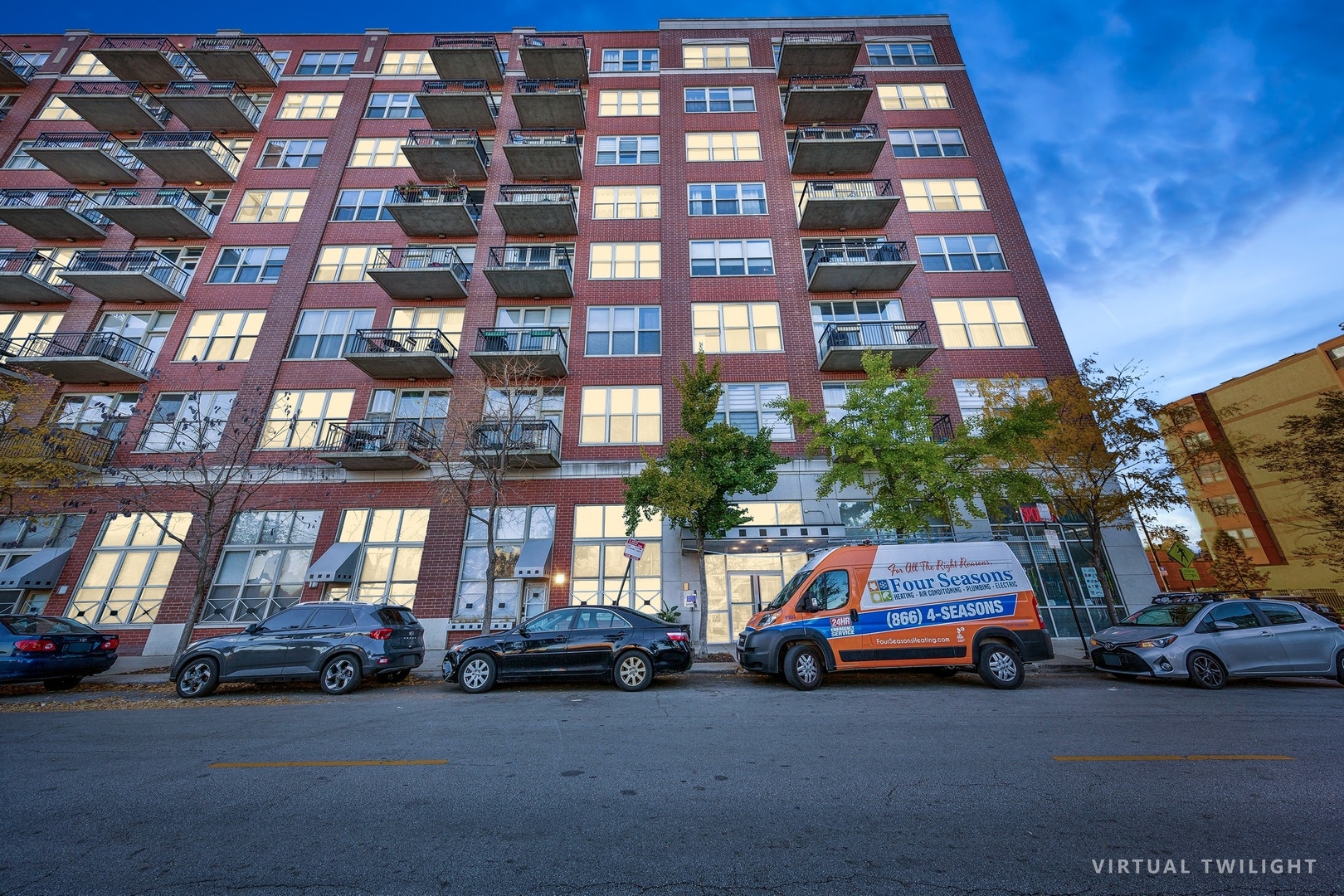 6 South Laflin Street, Unit 910 Chicago, IL 60607 - Photo 2 of 22