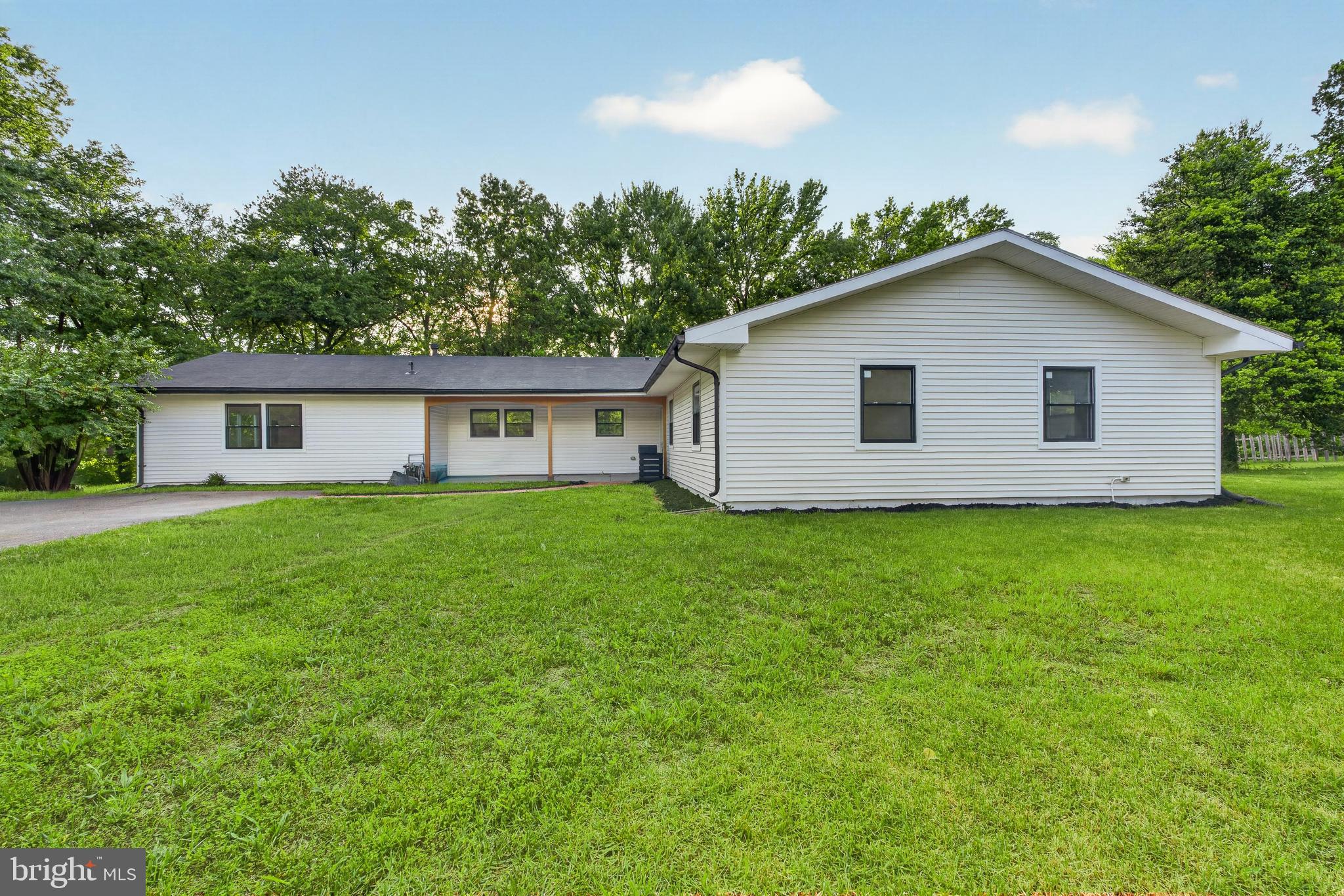 9200 Pleasant Court Laurel, MD 20708 - Photo 8 of 53