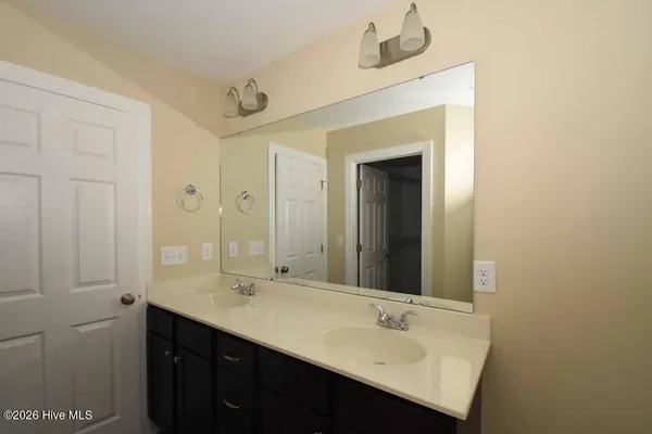 $1,650 | 2236 Brookville Drive, Unit A, Greenville, NC 27834