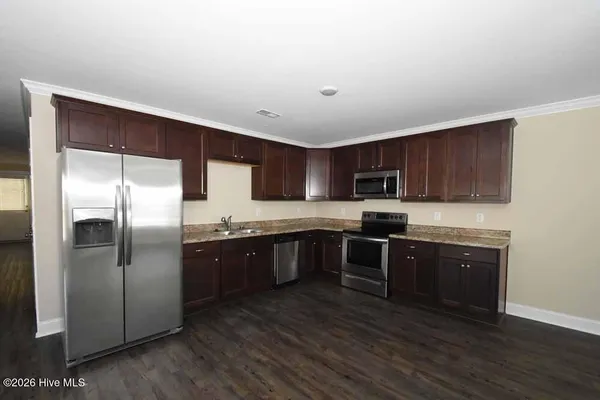 $1,650 | 2236 Brookville Drive, Unit A, Greenville, NC 27834