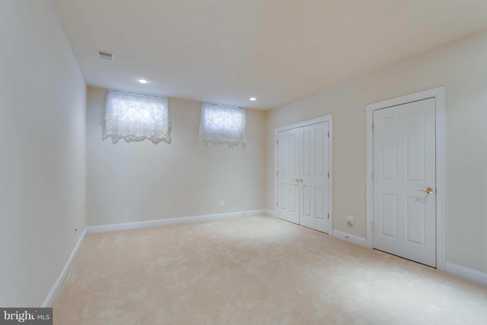 9429 Old Courthouse Road Vienna, VA 22182 - Photo 21 of 30 Bedroom