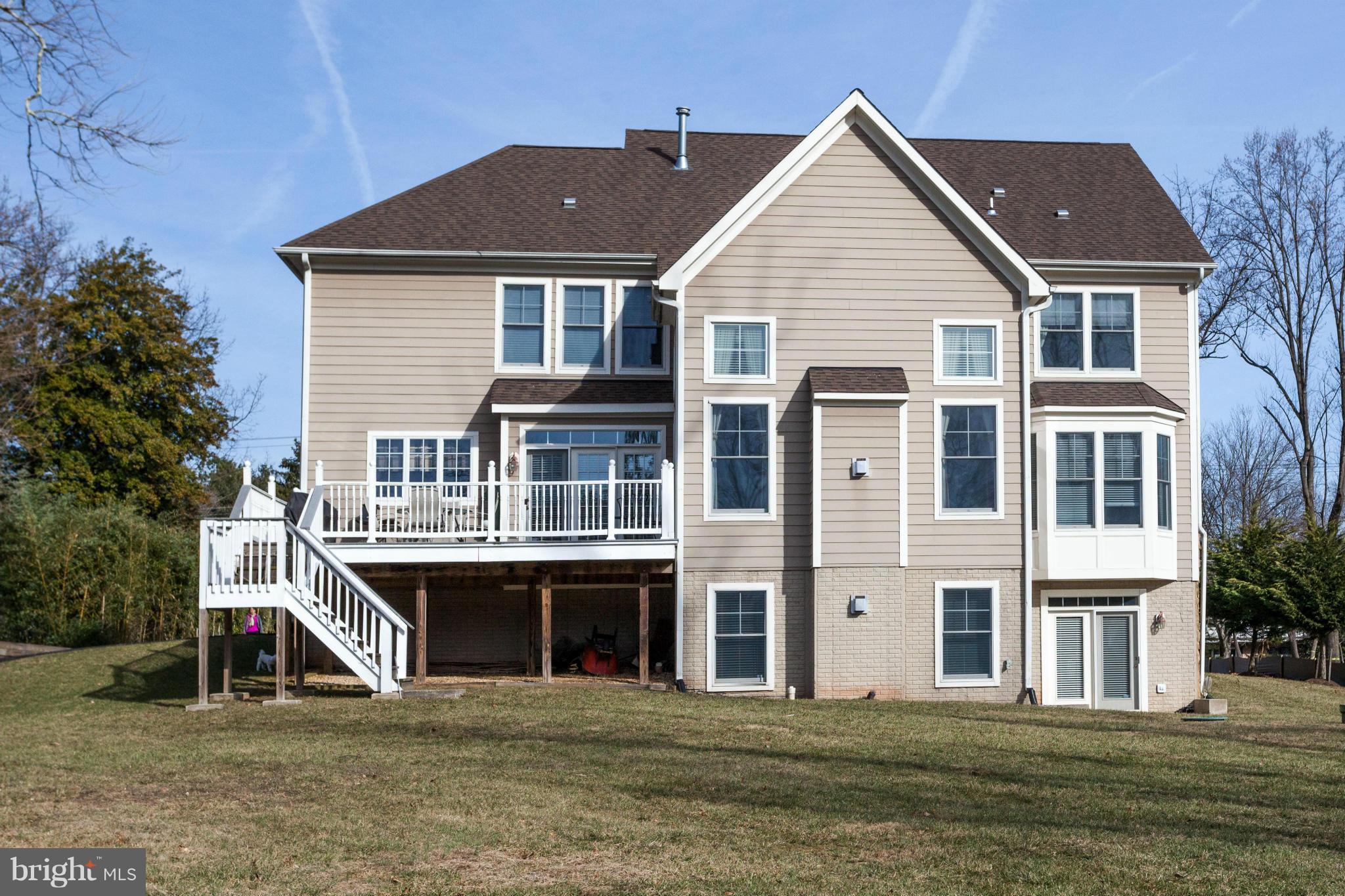 9429 Old Courthouse Road Vienna, VA 22182 - Photo 27 of 30 Exterior (Rear)