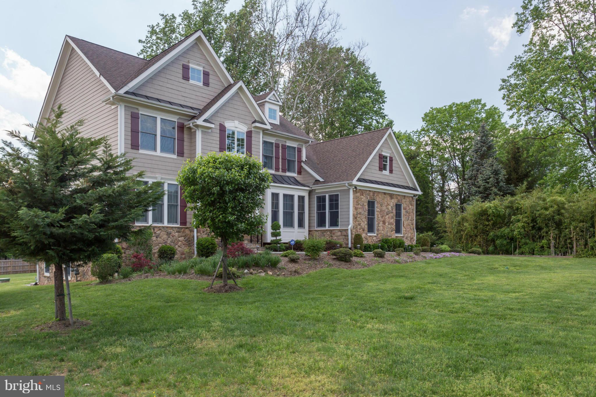 9429 Old Courthouse Road Vienna, VA 22182 - Photo 30 of 30 Exterior (Front)