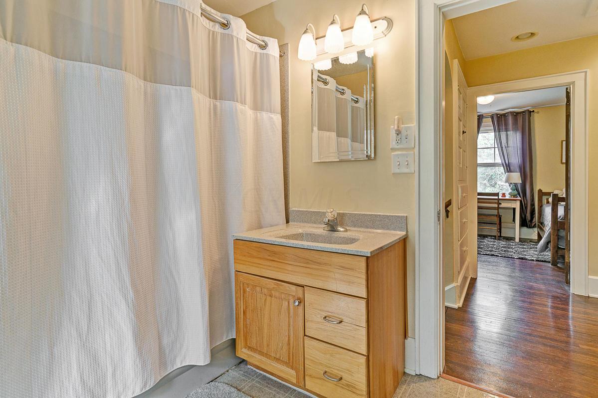 747 Vernon Road Columbus, OH 43209 - Photo 30 of 36 Gallery Image 30