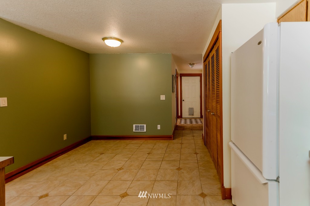 13936 Koala Court Southwest Rochester, WA 98579 - Photo 11 of 25