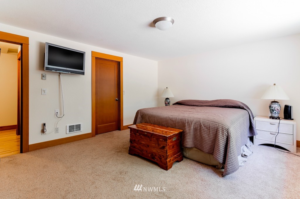 13936 Koala Court Southwest Rochester, WA 98579 - Photo 18 of 25