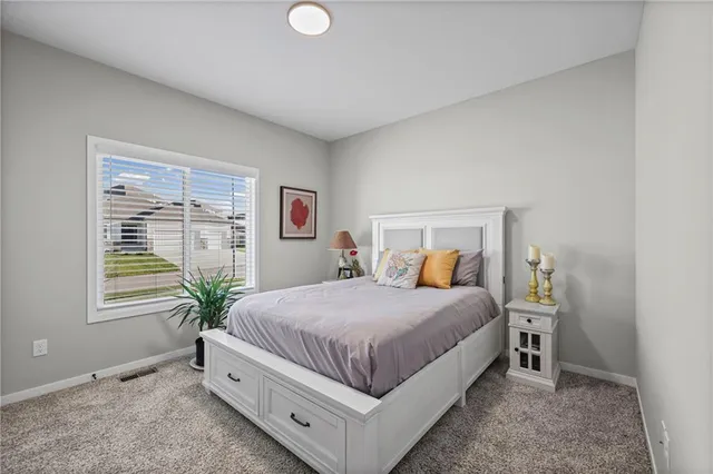 $600,000 | 814 Northwest Hickory Ridge Drive, Grain Valley, MO 64029