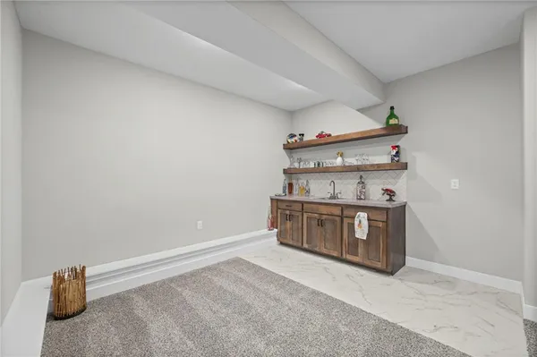 $569,000 | 814 Northwest Hickory Ridge Drive, Grain Valley, MO 64029