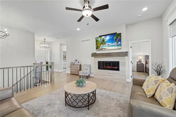 $569,000 | 814 Northwest Hickory Ridge Drive, Grain Valley, MO 64029