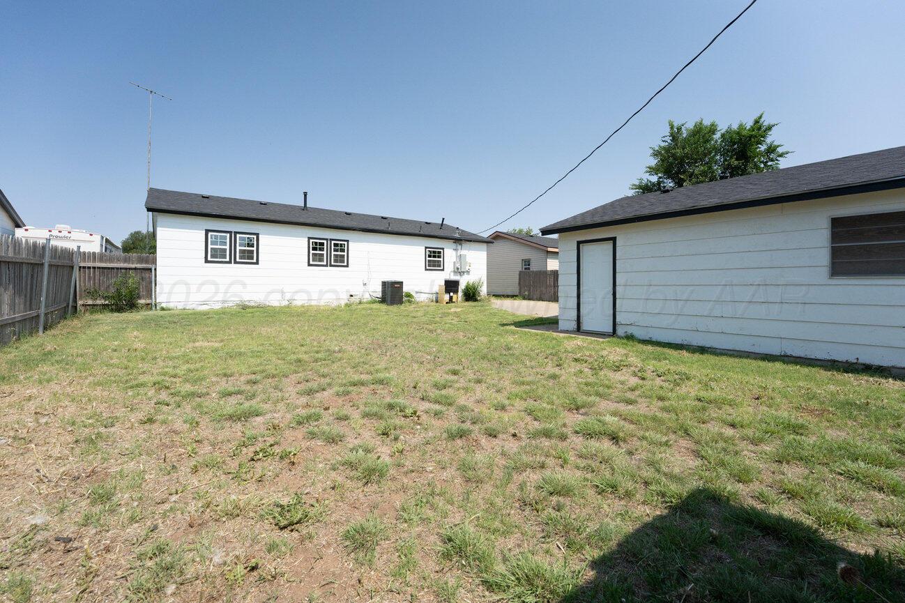 5013 South Bowie Street Amarillo, TX 79110 - Photo 42 of 43 Backyard
