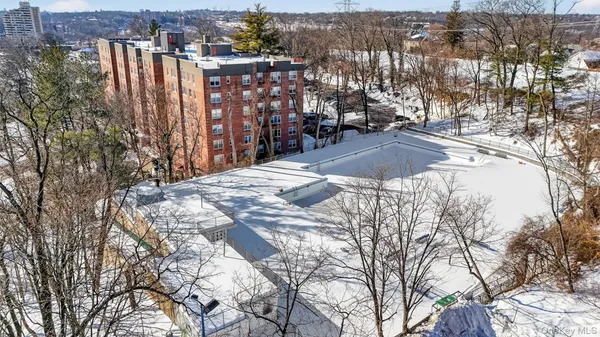 $200,000 | 5 Sadore Lane, Unit 3H, Yonkers, NY 10710