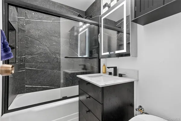 $200,000 | 5 Sadore Lane, Unit 3H, Yonkers, NY 10710
