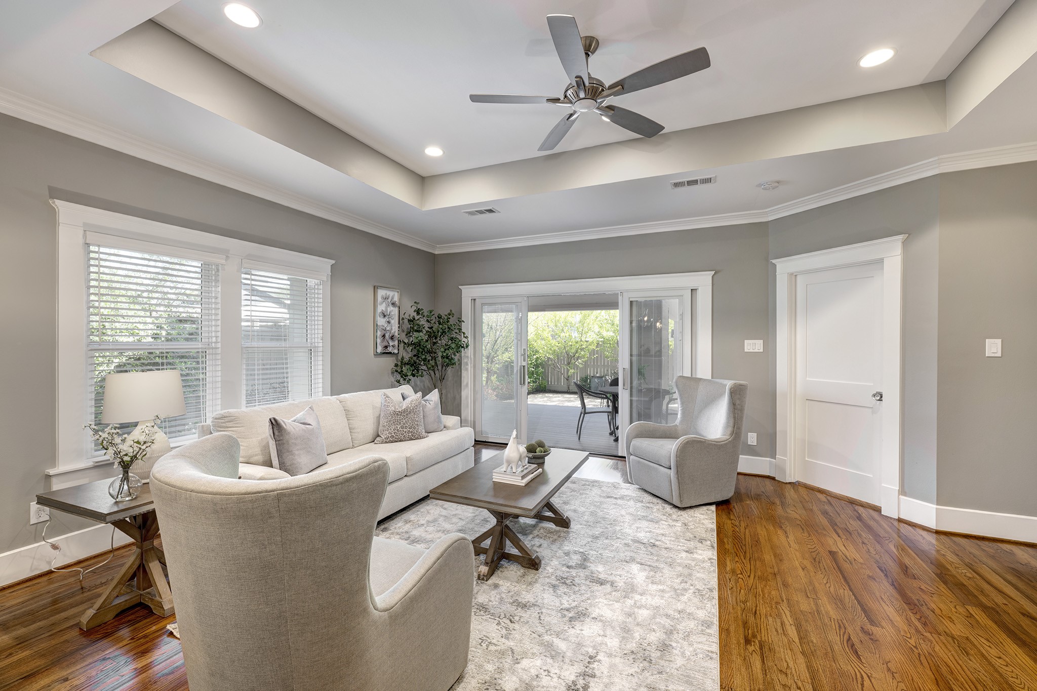 1314 Harvard Street Houston, TX 77008 - Photo 11 of 36 a living room with furniture and a large window