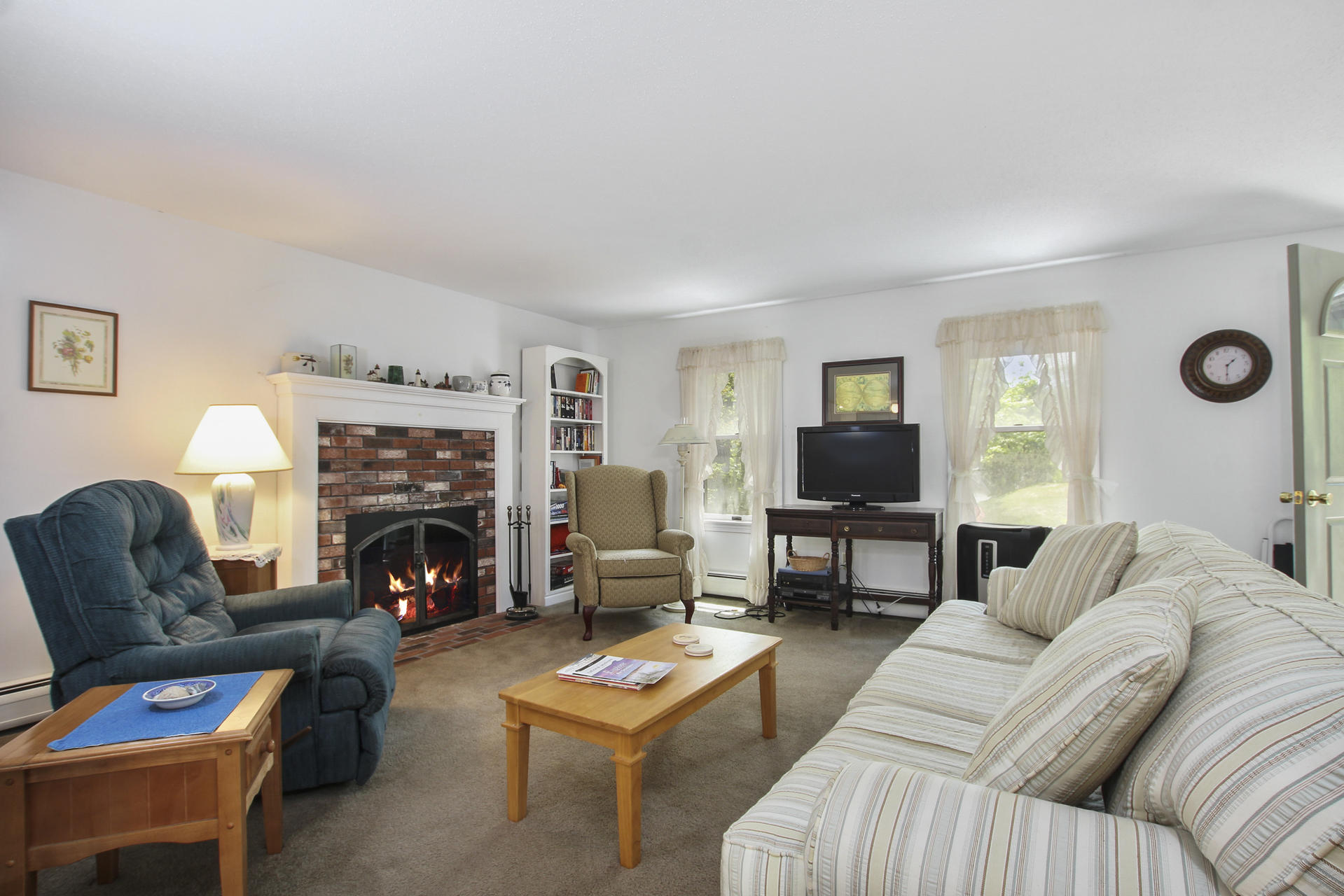 25 Log Cabin Road Eastham, MA 02642 - Photo 5 of 20 Wood burning fireplace