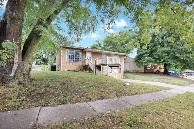 $199,900 | 5401 Cranberry Hill Circle, St. Joseph, MO 64503