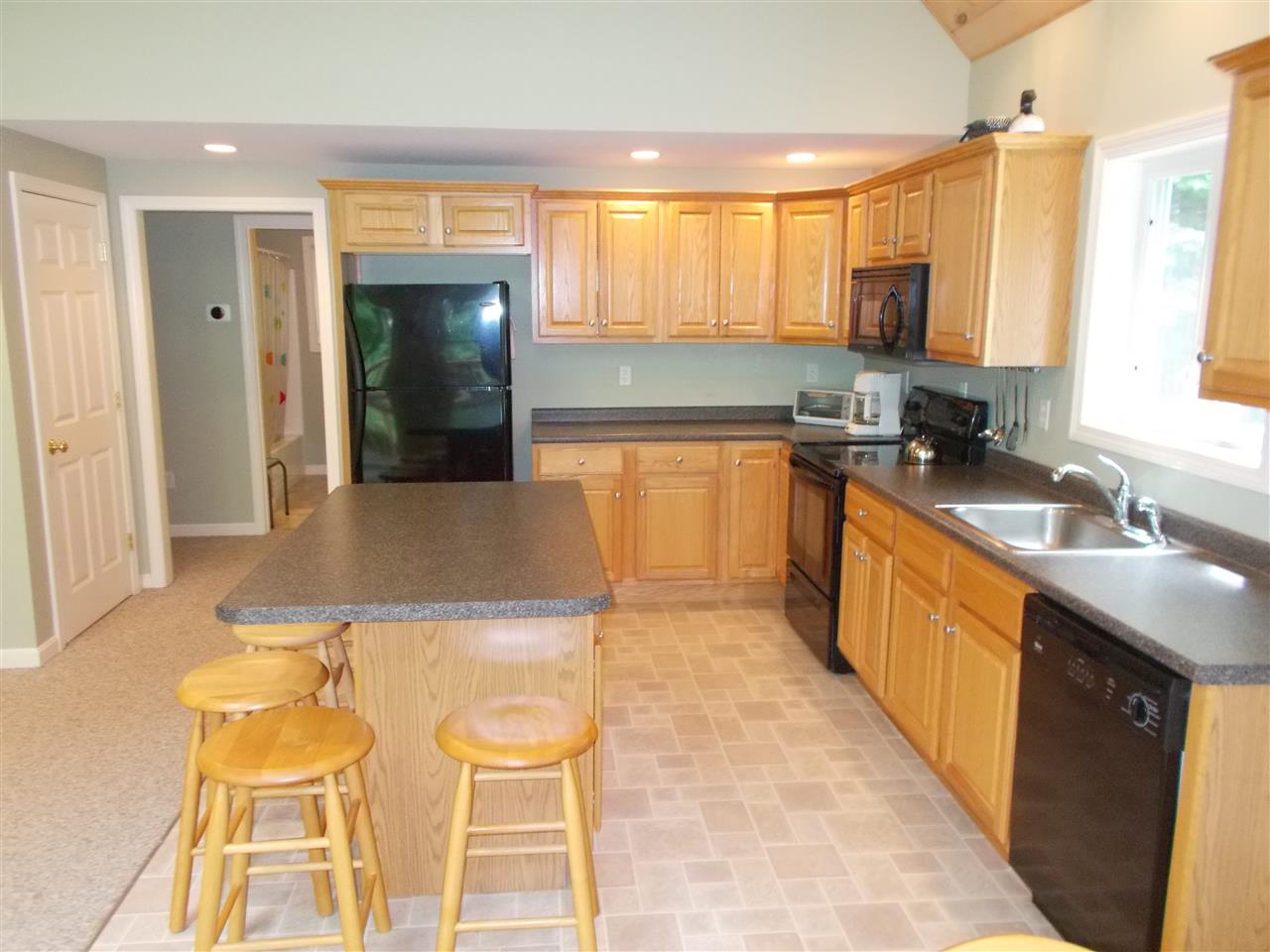 38 Gotzens Road Conway, NH 03818 - Photo 13 of 36