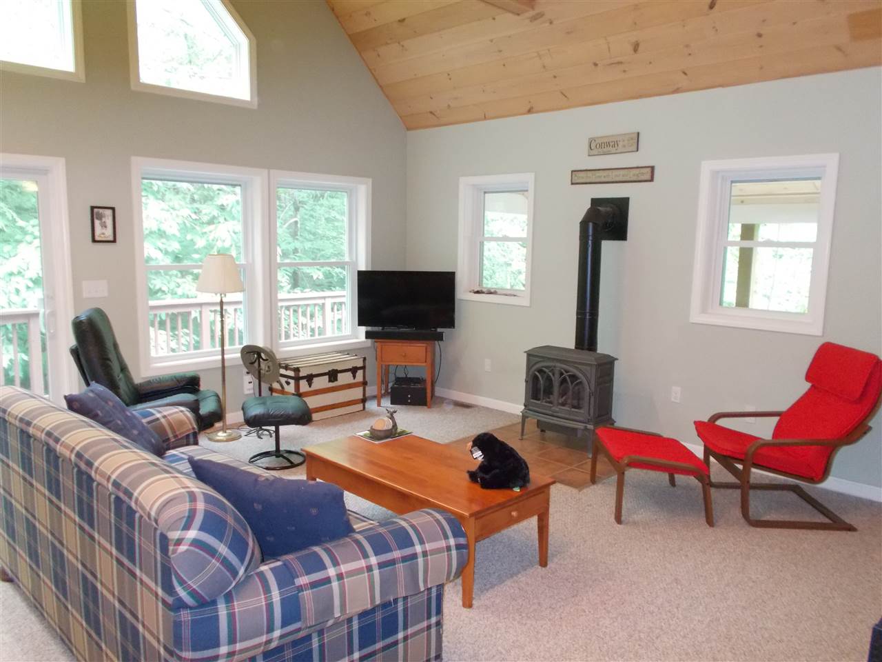 38 Gotzens Road Conway, NH 03818 - Photo 4 of 36
