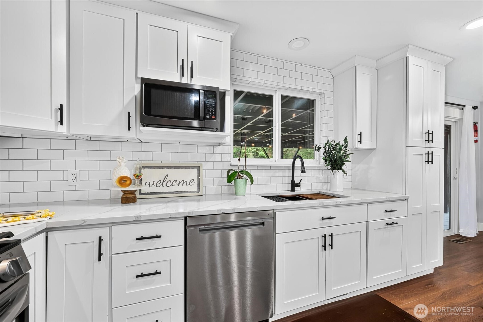 23119 80th Place West Edmonds, WA 98026 - Photo 15 of 40