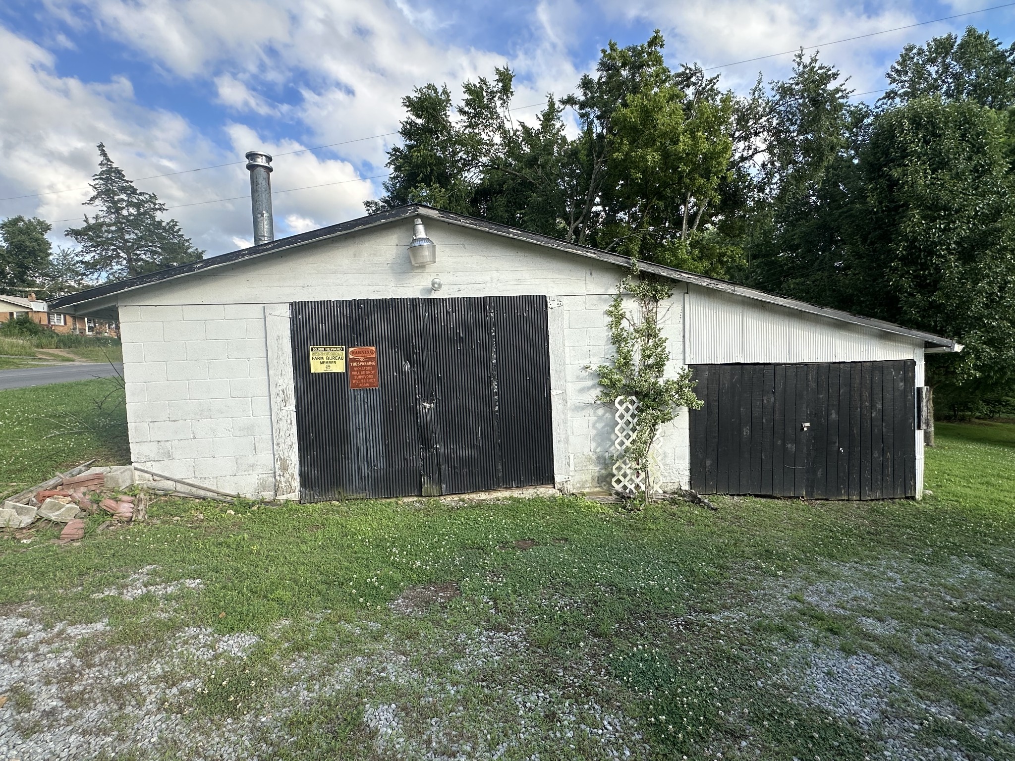 6534 Akersville Road Fountain Run, KY 42133 - Photo 6 of 20