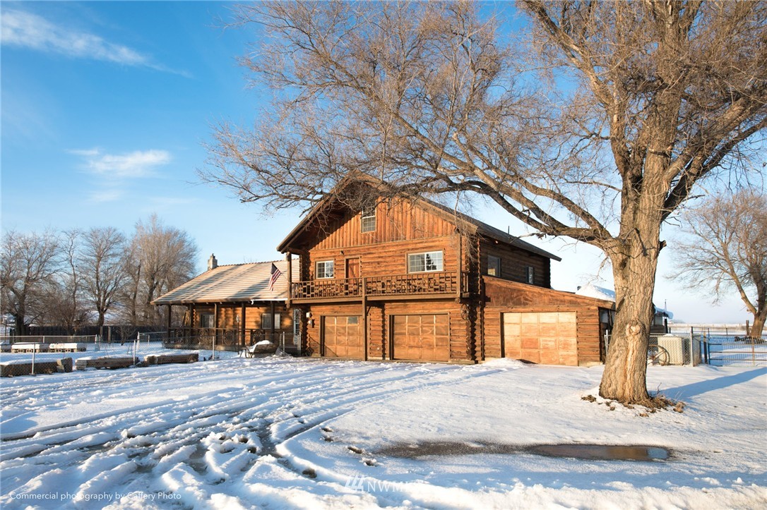 1880 Fairview Road Ellensburg, WA 98926 - Photo 1 of 21 Gallery Image 1